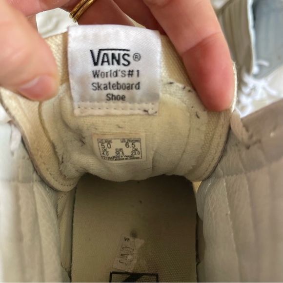 High top Vans - Picture 3 of 3